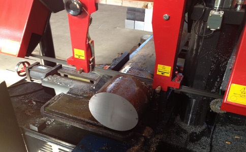 下谷坪土家族乡卧式带锯床加工时出现明显振荡如何排查？